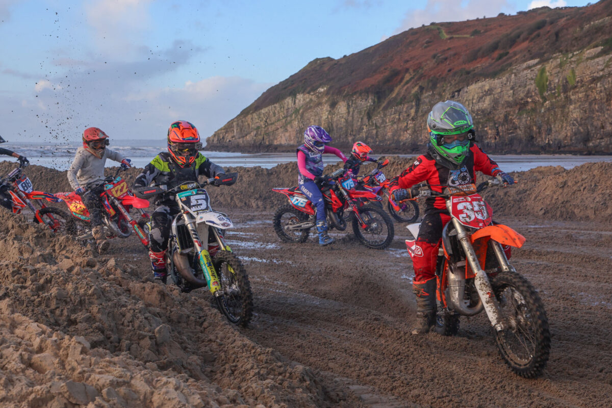 Sand Blasters! 2025 Pendine Beach Race - Results and Pictures