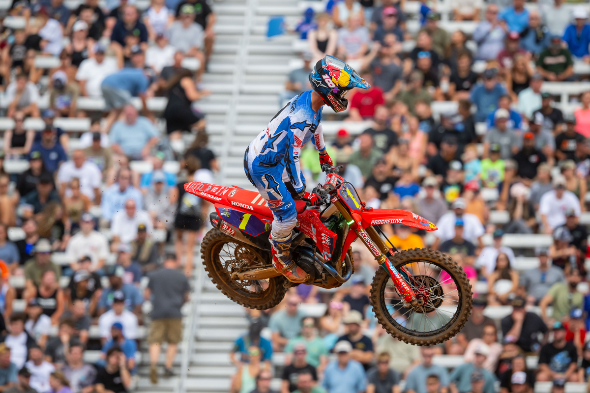 Jett Lawrence & Haiden Deegan win 2025 SMX World Championship Playoff 1 in Truncated Postseason Opener