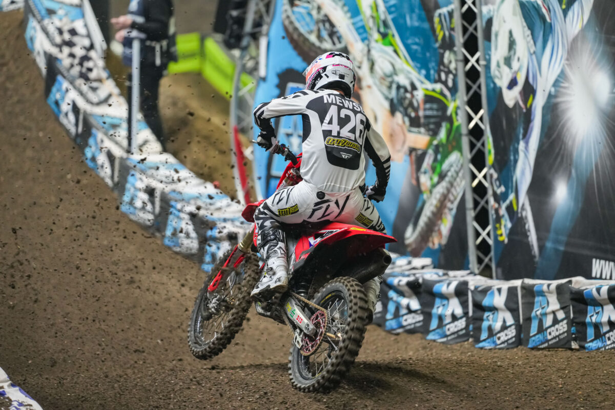Crendon Tru7 Honda sign up for the NPC Pro MX Championship
