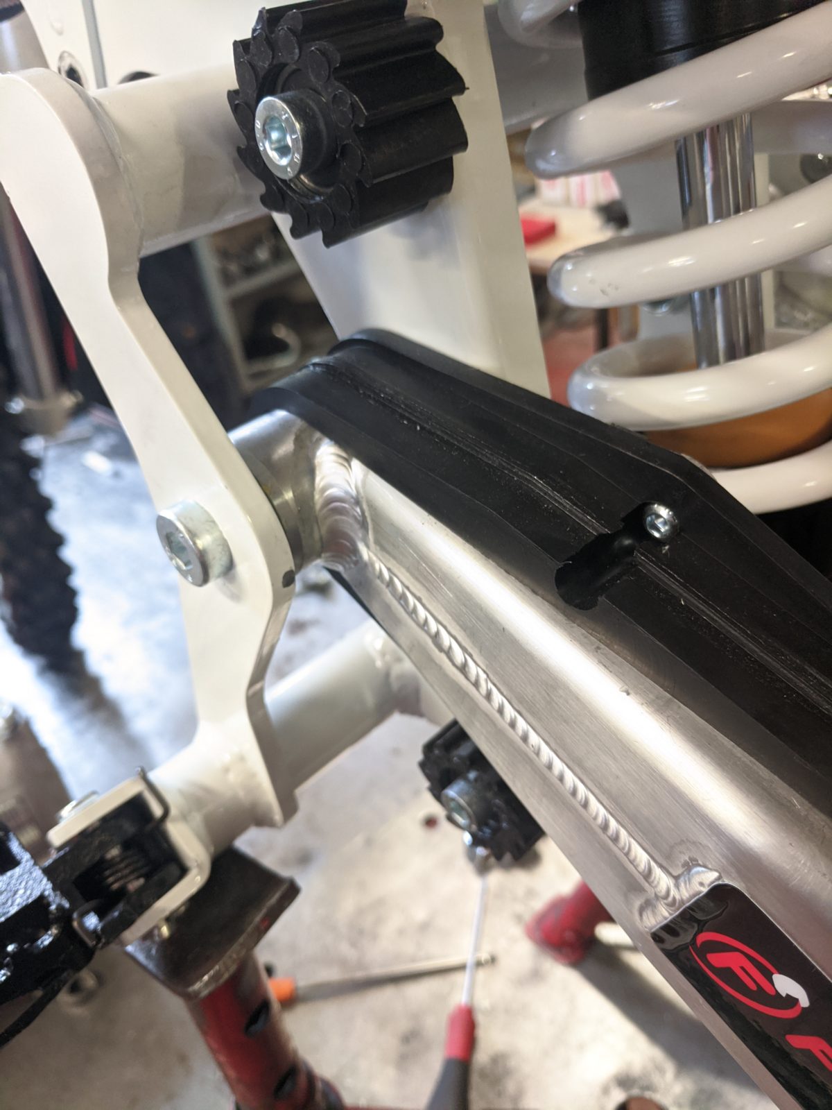 7-One Racing become new UK Bucci Importer and release the new F20 MX ...