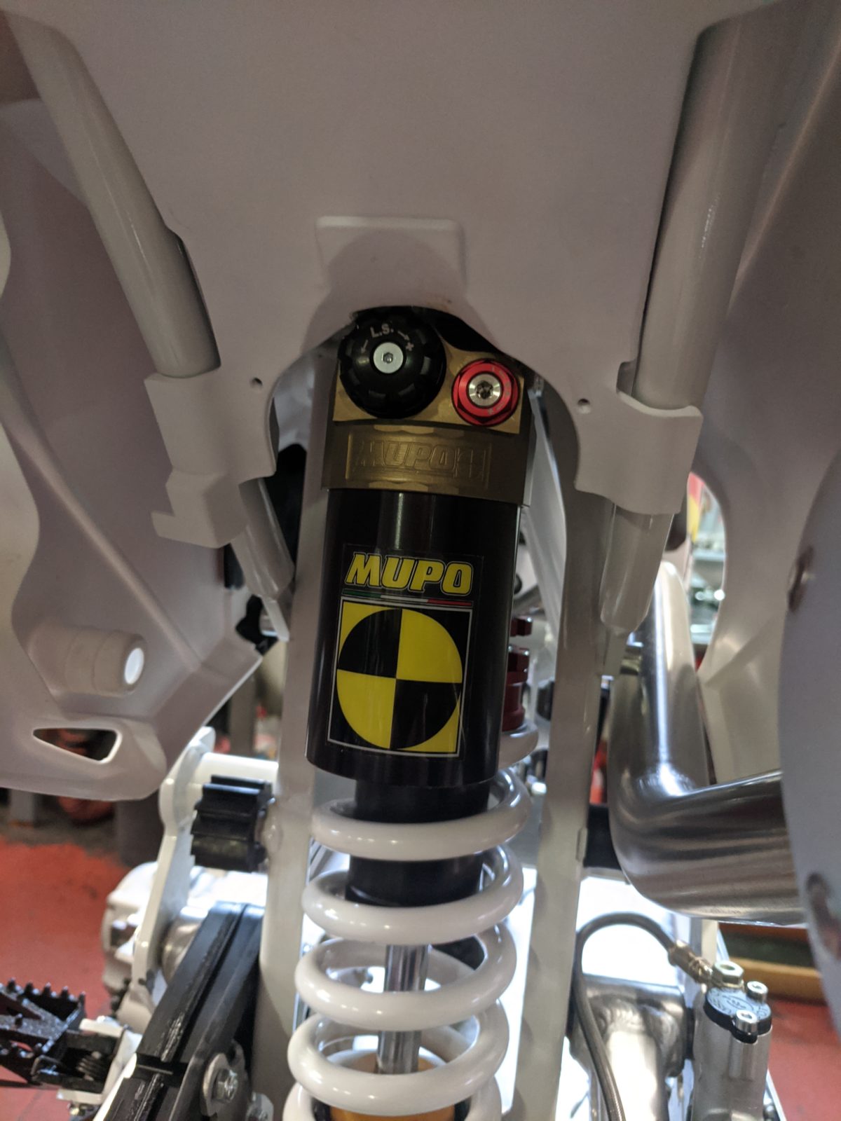 7-One Racing become new UK Bucci Importer and release the new F20 MX ...