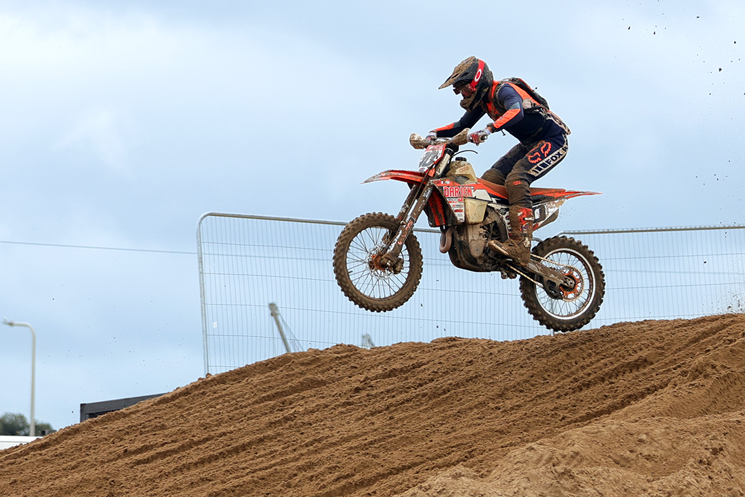 Talpit Raced Kellett takes historic win but is pushed all the way! 2023 Weston Beach ...