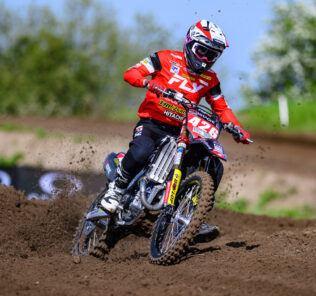 Mewse & Rizzi rule the roost at Preston Docks! 2024 Fastest 40 MX Championship Round 2