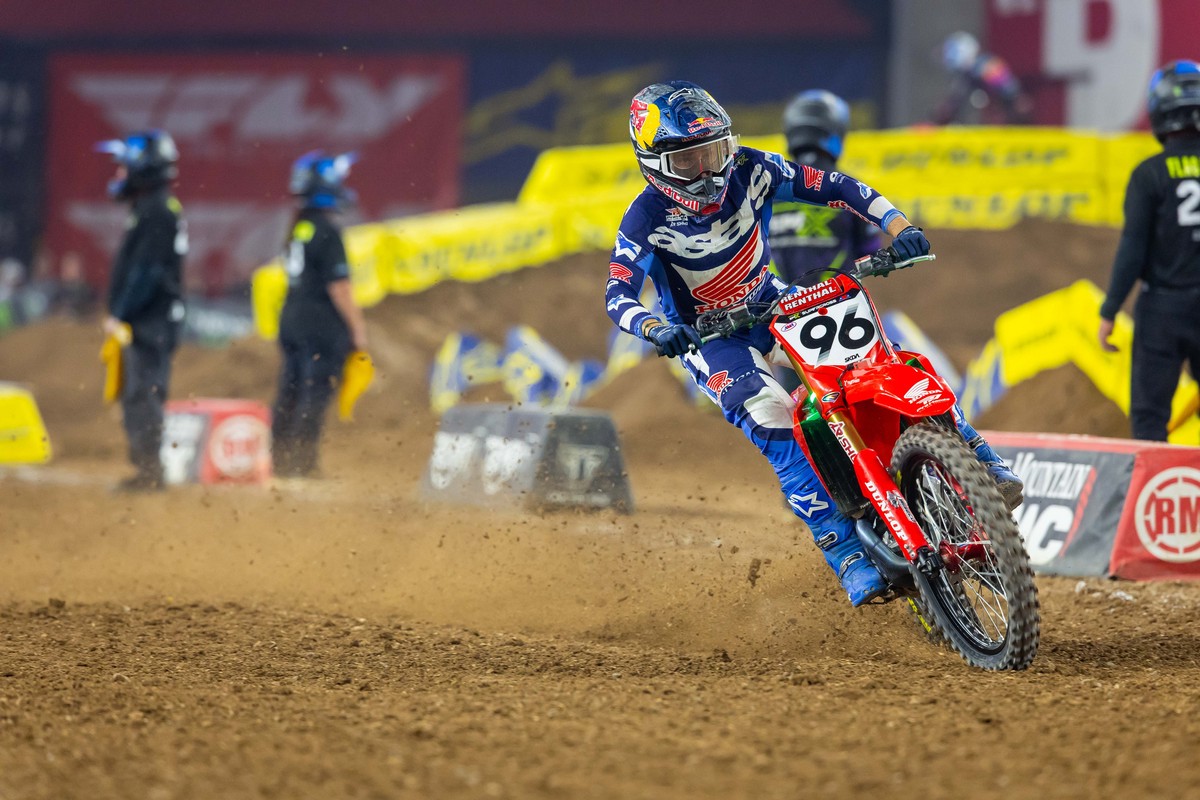 Hunter Lawrence takes over the AMA Supercross Red Plate with another second in Glendale!