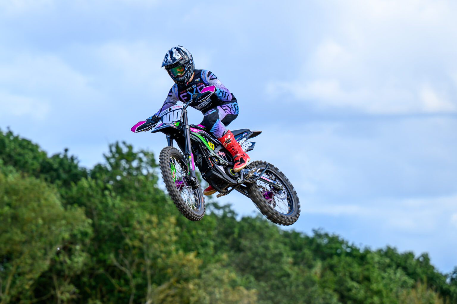 Isaac Ash crowned as the 2023 EXGP British Electric X Champion with
