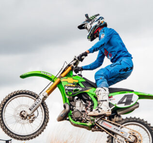 Two Stroke Tommy Searle to race Farleigh Castle Vets MX