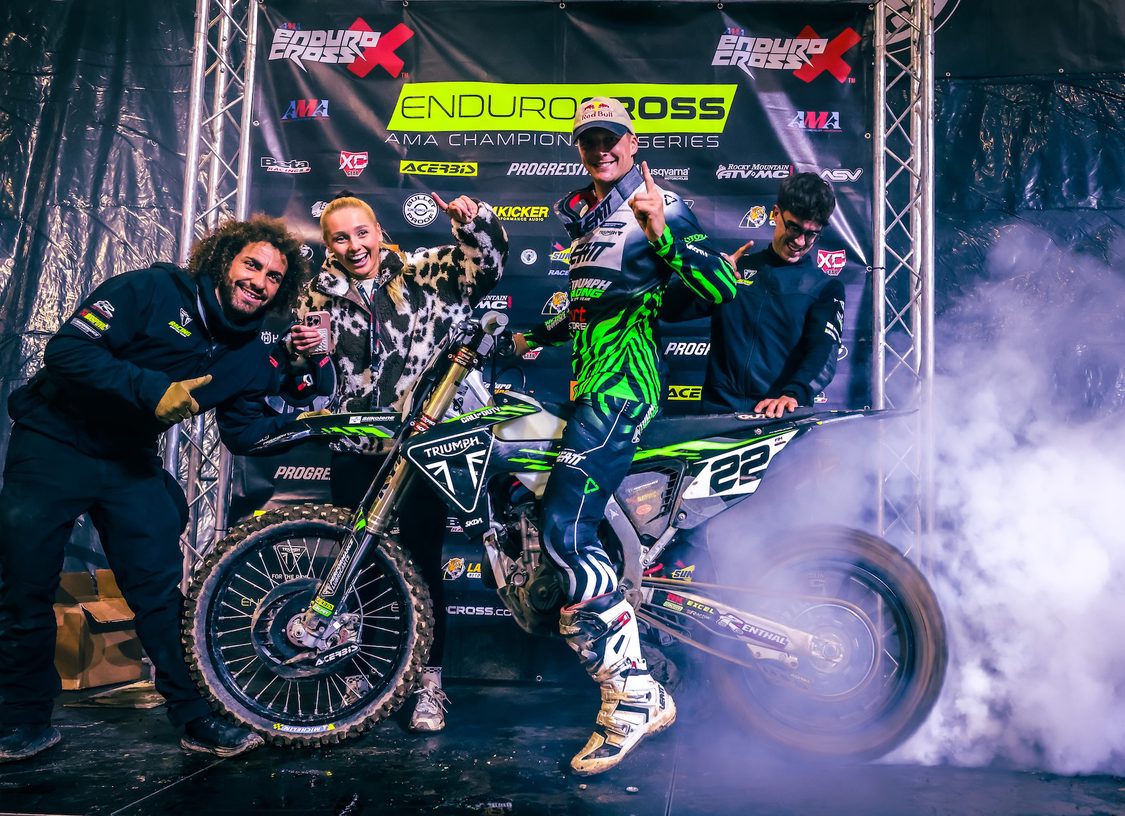 Jonny Walker claims 2025 AMA EnduroCross Championship in dramatic finale in Everett
