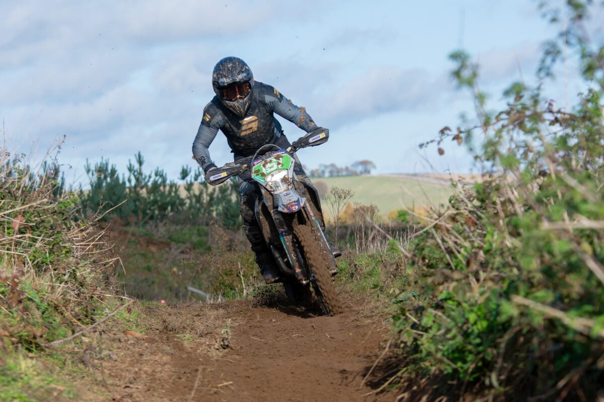 A DJ & some Broken Records! 2025 Lincolnshire Enduro Club Finale - Race Report & Results!