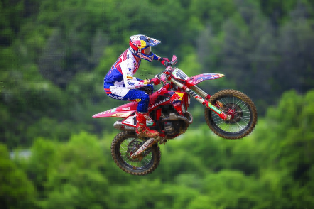 Mattia Guadagnini sidelined with arm injury! Dirt Hub