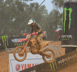 Jonass and Everts triumph in the mud at MXGP of Portugal - Race Report and Results