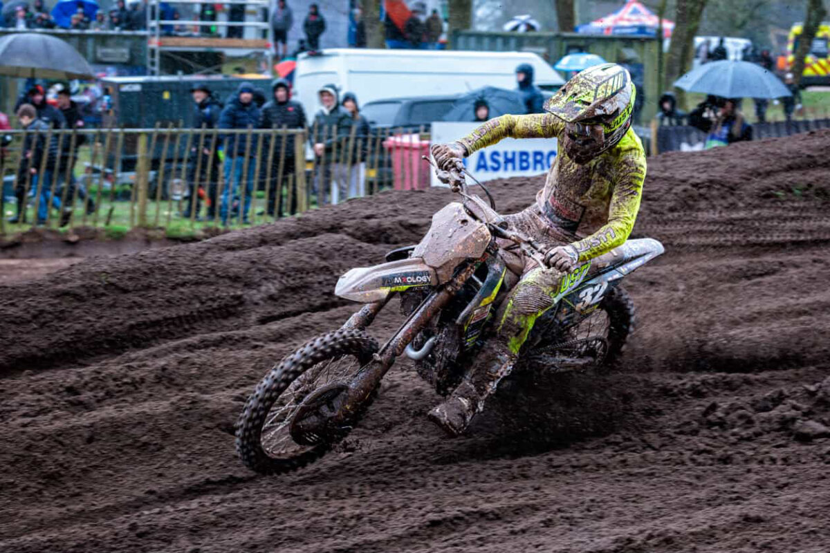 Mitchell shows true grit to defy broken nose at MXGB Season Opener at Hawkstone