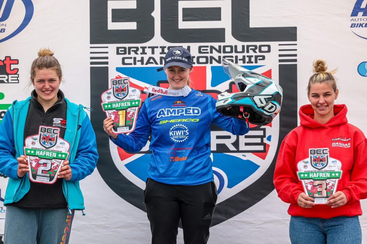 Dominant double wins for Nieve Holmes at Welsh Open Sprint and British Enduro Championships