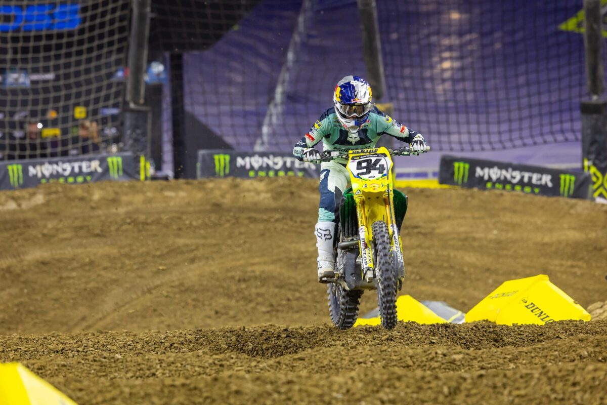 Roczen & Davies win in Detroit as 2026 Supercross title race heats up - Rundown & Results