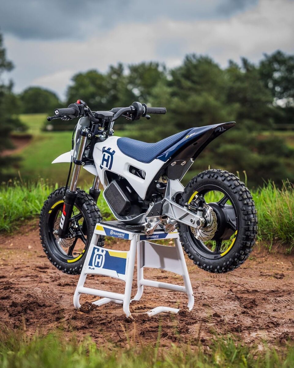 Husqvarna Unveils New EE 2 Electric Youth Motocross Bike - Roadracing World  Magazine