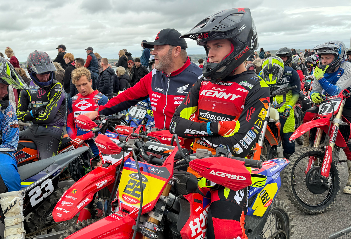 Adrien Petit wins the 2026 Weymouth Beach Race