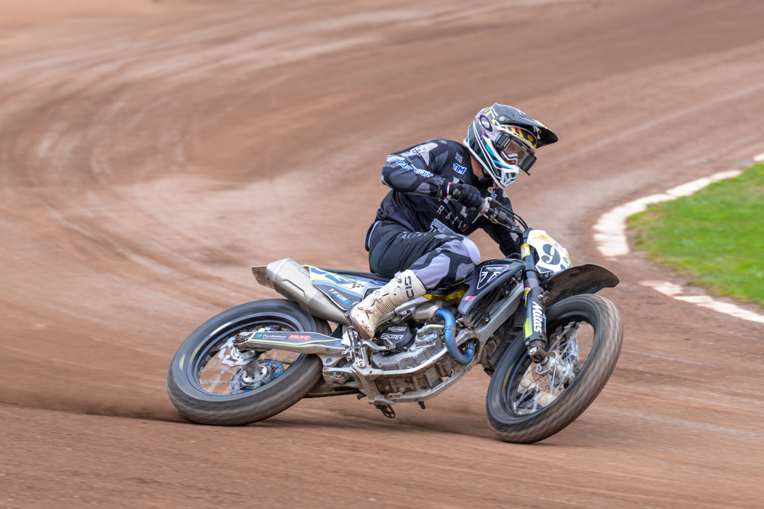 Jack Bell Racing 93 Jack Bell wins Round 1 of the 2026 DTRA Flat Track Nationals - Dirt Hub