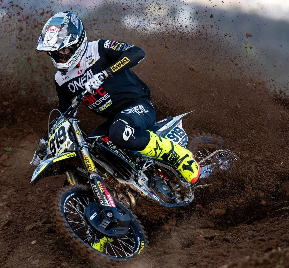 Ben Watson to make Dirt Store Triumph debut at Lierop Dutch MX Opener - Entry Lists