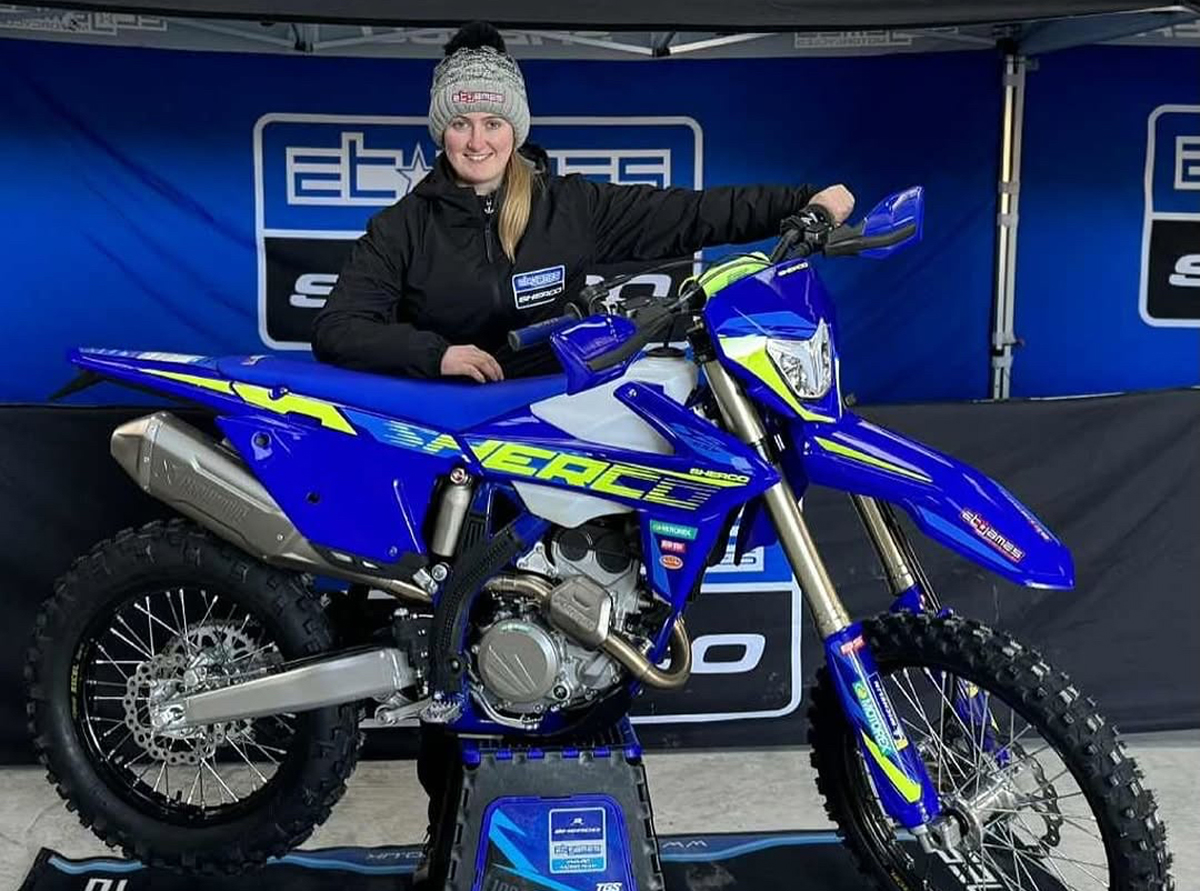 Nieve Holmes joins ET James Sherco Team for 2026 British, Welsh & EnduroGP campaign!