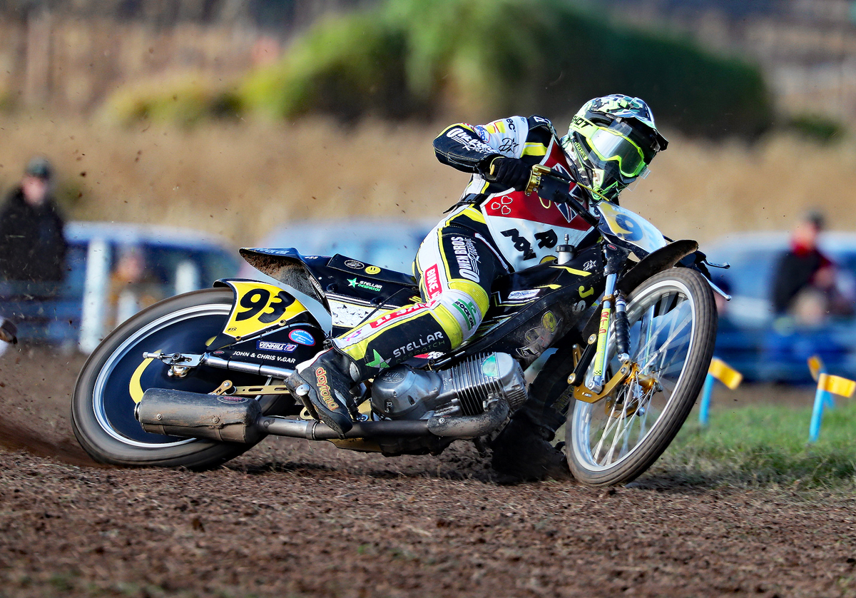 Shanes back on top with Leamington Landslide Grasstrack victory - Race Report & Results