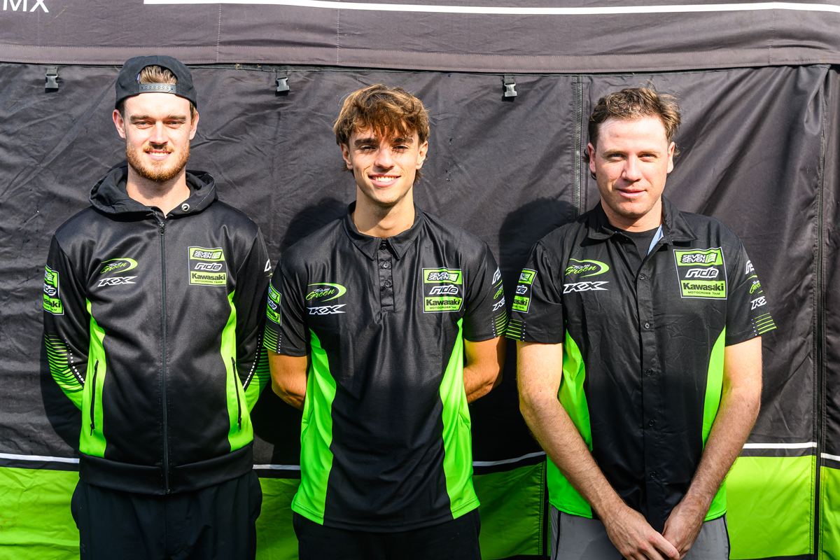 SevenSeven2 Ride Kawasaki 2027 rider lineup for the British Motocross Championship