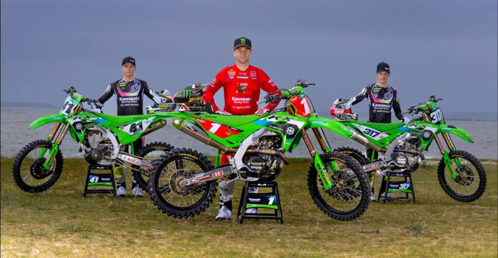 Bonnet Kawasaki MXGP - Bonnet Noir Et Vert Avec Logos Racing Tricoté