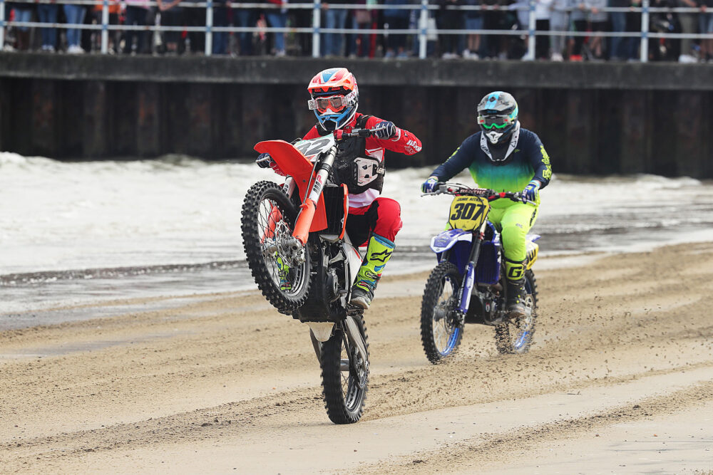 Beach Ready! 2022 AMCA Weymouth Beach Race - Preview - Dirt Hub