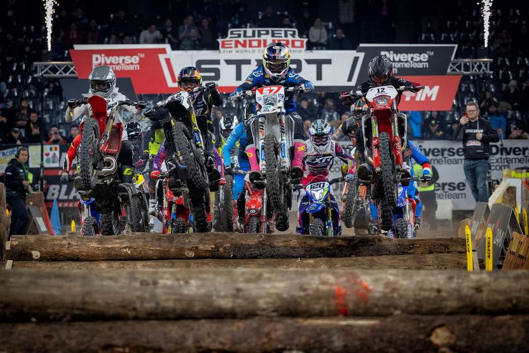 2026 FIM SuperEnduro World Championship calendar announced - British Round Confirmed!
