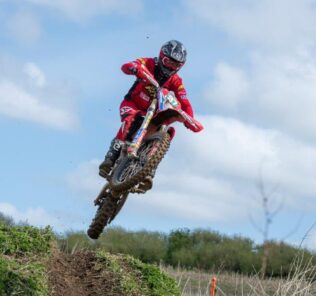 Rowland runs riot at Willingham! 2024 Lincolnshire Enduro Championship Round 2 - Race Report & Results