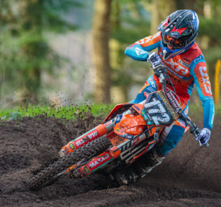 Cas Valk powers to Dutch Masters victory at Harfsen!